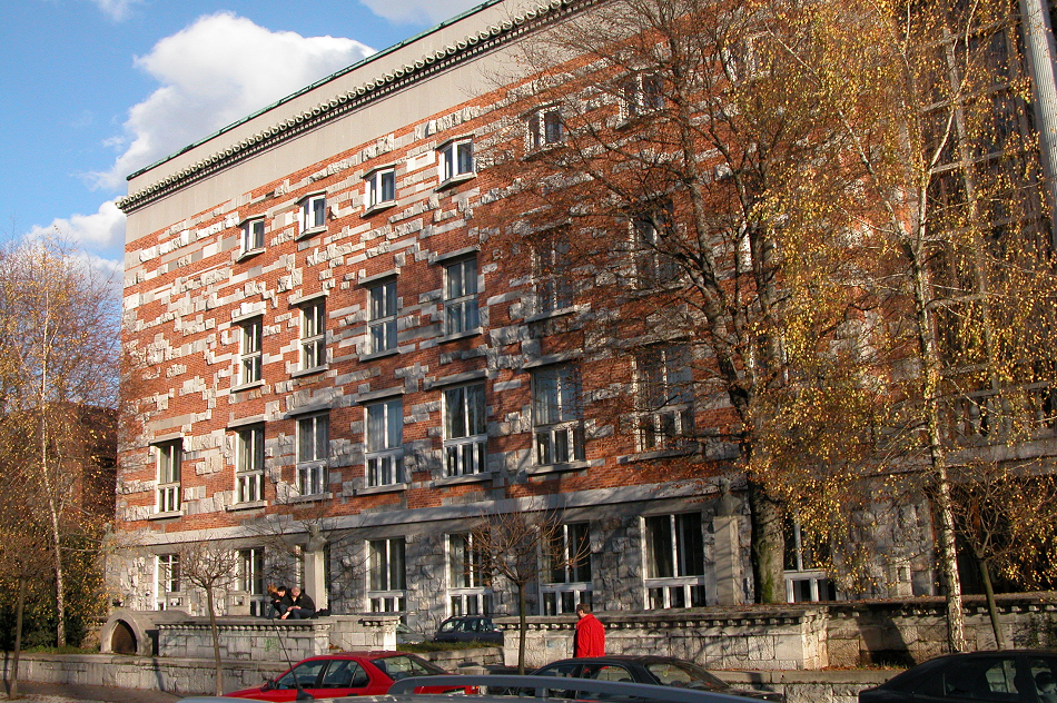 Stavba Narodne in univeryitetne knjižnice
